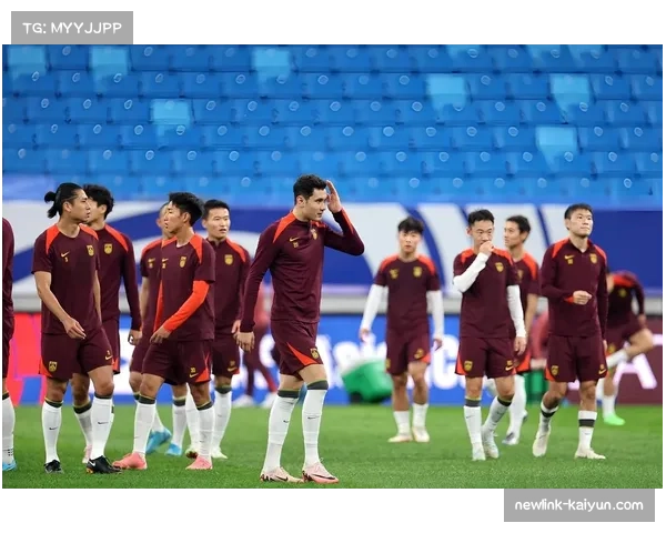 社交媒体放大争议判罚细节 公众监督倒逼裁判从严尺度 社交媒体放大争议判罚细节 公众监督倒逼裁判从严尺度